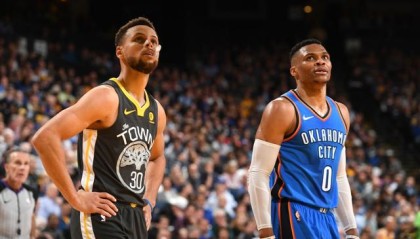  福克斯三双国王轻取雷霆  