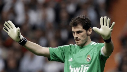  弗赖堡主帅创造队史最佳开局  