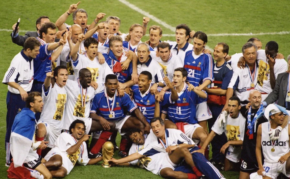  法国U21梯队包揽法甲多项殊荣  