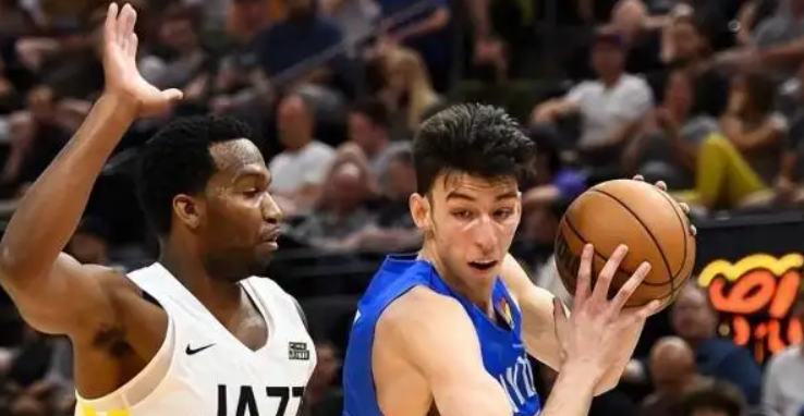  雷霆新秀霍姆格伦伤愈回归首秀亮眼  